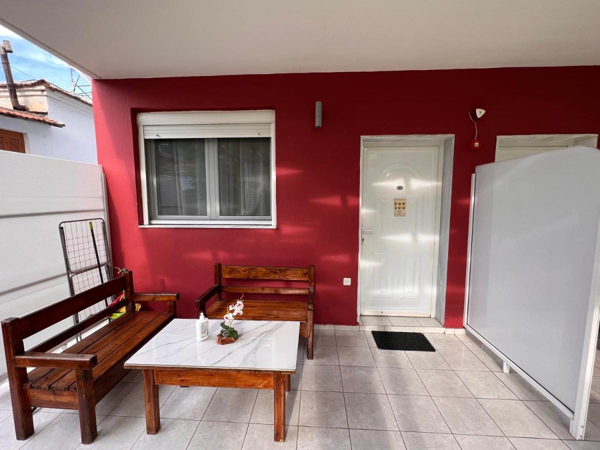 Niriides Rooms Nea Kallikrateia ภายนอก รูปภาพ